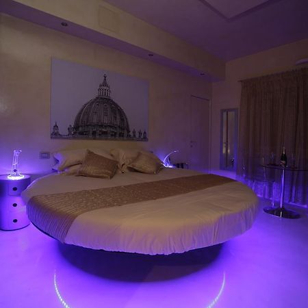 Myrome Vatican Szoba fotó