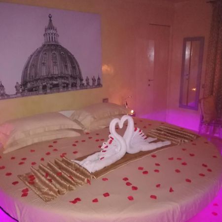 Myrome Vatican Kültér fotó